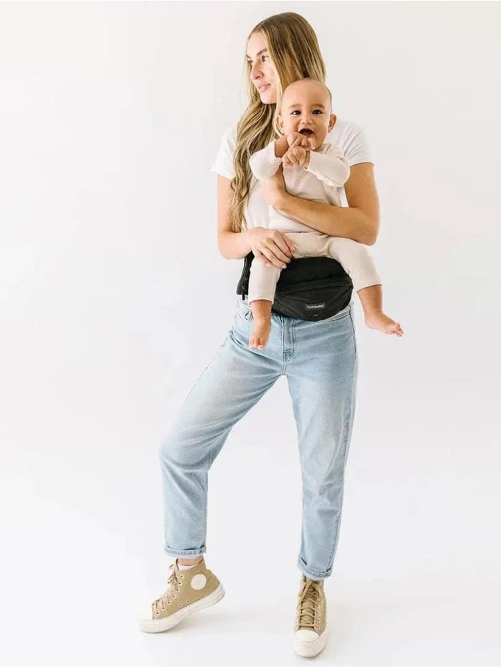 Tushbaby Black  hip carrier